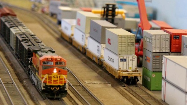 پارس پالت | نقش پالت در حمل و نقل با قطار و در سطح بین المللی